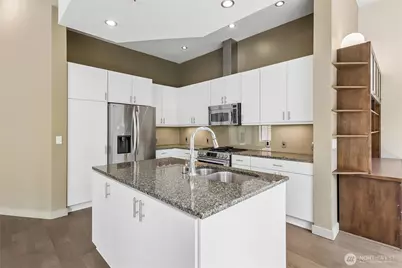 900 Lenora Street #W200, Seattle, WA 98121 - Photo 10