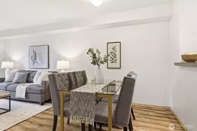 9057 Greenwood Avenue N #102, Seattle, WA 98103 - Photo 4