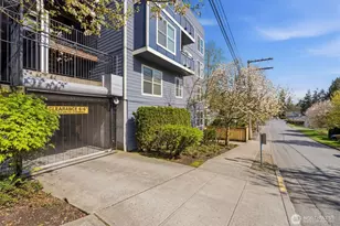 9057 Greenwood Ave N, Seattle, WA 98103 - Photo 22