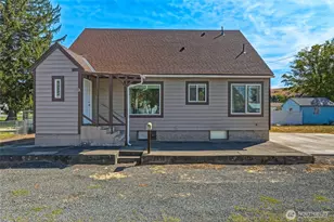 412 Pearson St, Dayton, WA 99328 - Photo 2