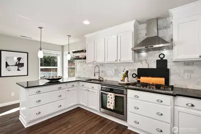 18066 169th Avenue SE, Renton, WA 98058 - Photo 10