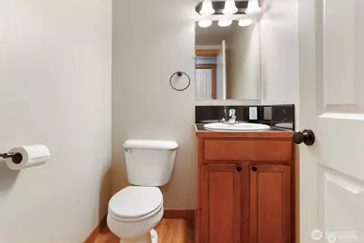 900 SW Elmgrove Street, Seattle, WA 98106 - Photo 14