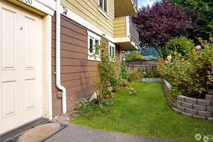 900 SW Elmgrove St, Seattle, WA 98106 - Photo 2