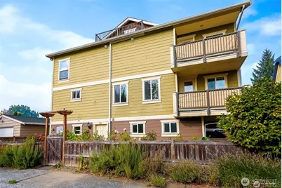 900 SW Elmgrove Street, Seattle, WA 98106 - Photo 1