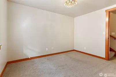 900 SW Elmgrove Street, Seattle, WA 98106 - Photo 4