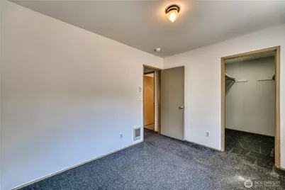 6736 NE Admiralty Lane, Hansville, WA 98340 - Photo 18