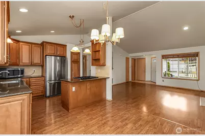 9520 2nd Street SE #11, Lake Stevens, WA 98258 - Photo 8