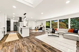 1821 155th Ave SE, Bellevue, WA 98007 - Photo 6