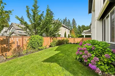 21840 SE 1st Street, Sammamish, WA 98074 - Photo 38