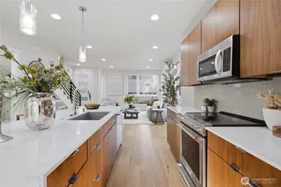 2214 Franklin Ave E #B, Seattle, WA 98102 - Photo 12