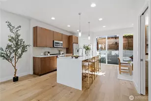 2214 Franklin Ave E, Seattle, WA 98102 - Photo 10