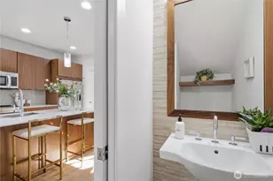 2214 Franklin Ave E, Seattle, WA 98102 - Photo 16