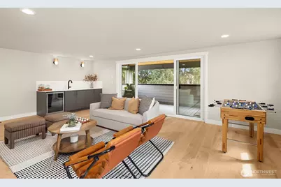 10217 NE 24th Street, Bellevue, WA 98004 - Photo 32