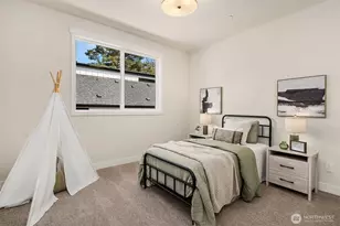 10217 NE 24th St, Bellevue, WA 98004 - Photo 26