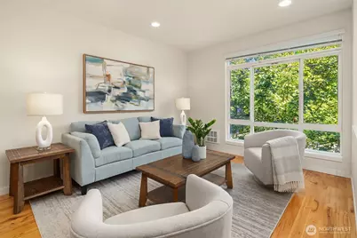 10363 Ashworth Avenue N, Seattle, WA 98133 - Photo 12