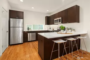 10363 Ashworth Ave N, Seattle, WA 98133 - Photo 6