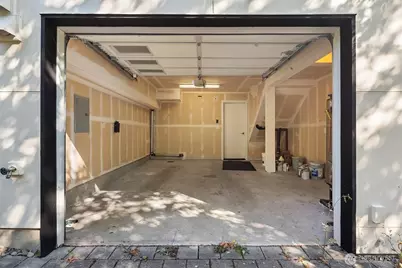 10363 Ashworth Avenue N, Seattle, WA 98133 - Photo 26