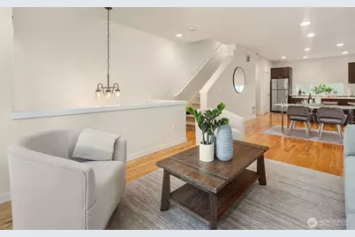 10363 Ashworth Avenue N, Seattle, WA 98133 - Photo 14