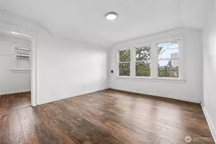 4545 5th Ave NE, Seattle, WA 98105 - Photo 4