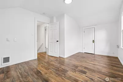 4545 5th Avenue NE, Seattle, WA 98105 - Photo 18