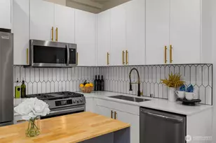 3828 35th Ave W, Seattle, WA 98199 - Photo 12