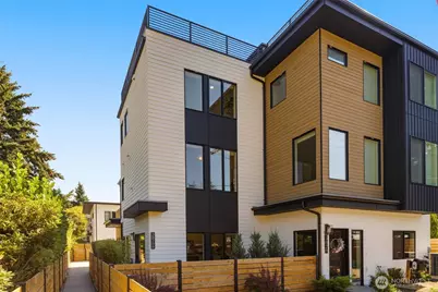 3828 35th Avenue W #B, Seattle, WA 98199 - Photo 2