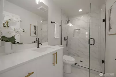 3828 35th Avenue W #B, Seattle, WA 98199 - Photo 20