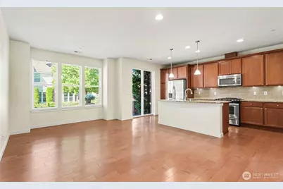 1423 NE Hickory Lane, Issaquah, WA 98029 - Photo 8