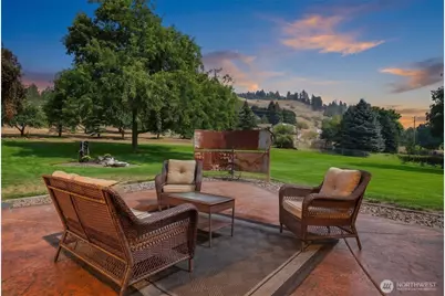 11007 E Rockwell Ave, Spokane Valley, WA 99206 - Photo 2