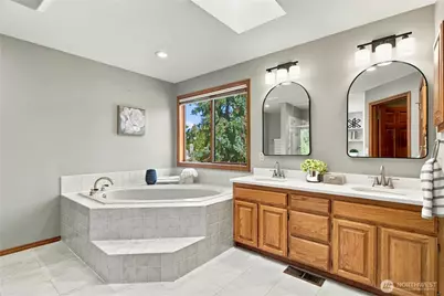 21109 50 Drive SE, Bothell, WA 98021 - Photo 28