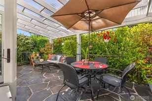 284 Wood Ave SW, Bainbridge Island, WA 98110 - Photo 8