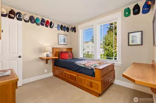 284 Wood Ave SW, Bainbridge Island, WA 98110 - Photo 28