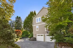 284 Wood Ave SW, Bainbridge Island, WA 98110 - Photo 34