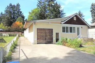 11709 26th Ave NE, Seattle, WA 98125 - Photo 2