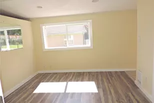 11709 26th Ave NE, Seattle, WA 98125 - Photo 14