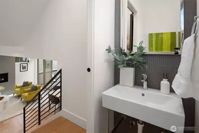 5634 Fauntleroy Way SW #B, Seattle, WA 98136 - Photo 16