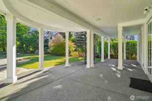 8975 NE 10th St, Bellevue, WA 98004 - Photo 34