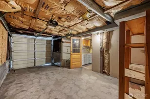 1718 NE 88th St, Seattle, WA 98115 - Photo 18
