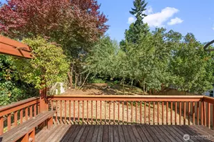 1718 NE 88th St, Seattle, WA 98115 - Photo 22