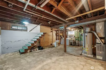 1718 NE 88th Street, Seattle, WA 98115 - Photo 16
