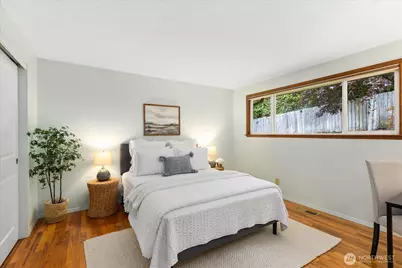 17207 76th Avenue W, Edmonds, WA 98026 - Photo 18