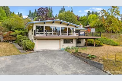 17207 76th Avenue W, Edmonds, WA 98026 - Photo 2