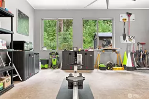 9720 NE Lofgren Rd, Bainbridge Island, WA 98110 - Photo 20