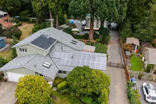 19810 NE 98th Ave, Bothell, WA 98011 - Photo 4