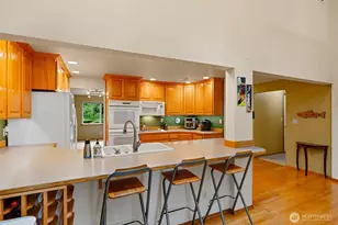 19810 NE 98th Ave, Bothell, WA 98011 - Photo 14
