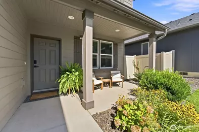 1170 SW Virginia St, College Place, WA 99324 - Photo 2