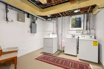 2472 Montavista Place W, Seattle, WA 98199 - Photo 26