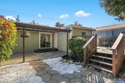 3328 NE 6th Street, Renton, WA 98056 - Photo 24