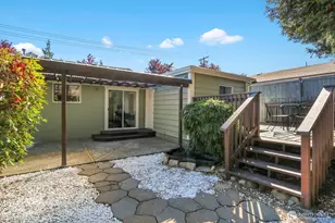 3328 NE 6th St, Renton, WA 98056 - Photo 24