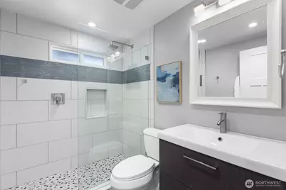 7925 15th Avenue SW, Seattle, WA 98106 - Photo 18
